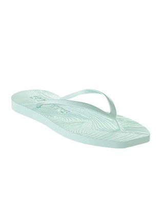Tapered Flip Flops